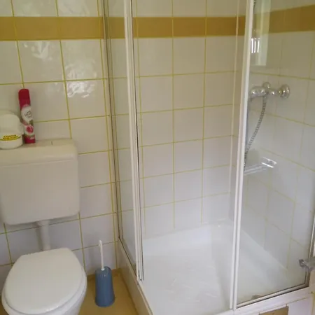 شتات فيين شقة