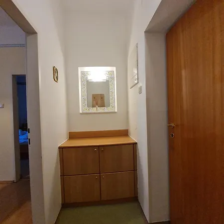 Stadt Wien Apartment *